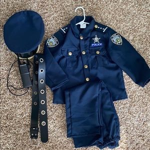 Toddler police costume (size 4)